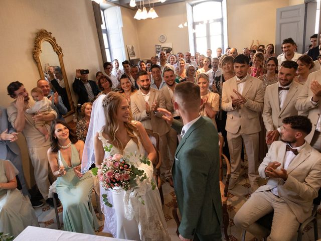 Le mariage de Florian et Romane à Pierrelatte, Drôme 34