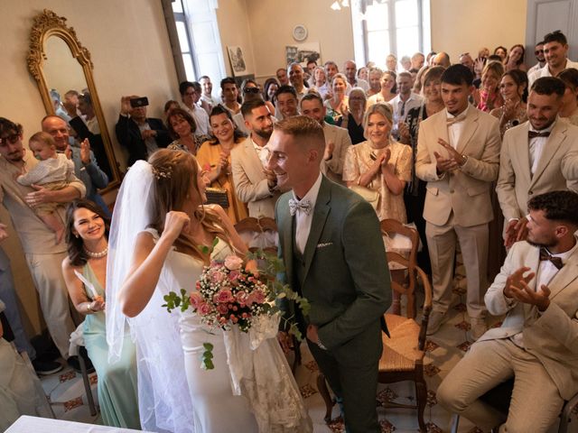 Le mariage de Florian et Romane à Pierrelatte, Drôme 35