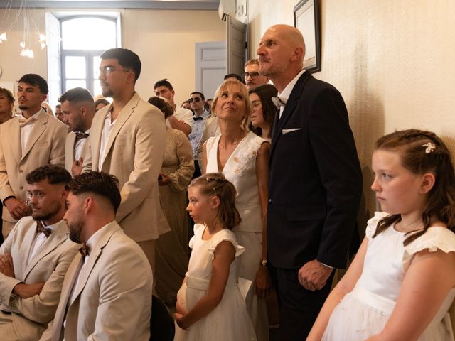 Le mariage de Florian et Romane à Pierrelatte, Drôme 36