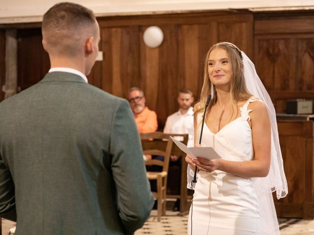 Le mariage de Florian et Romane à Pierrelatte, Drôme 77