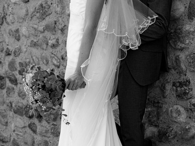 Le mariage de Florian et Romane à Pierrelatte, Drôme 81