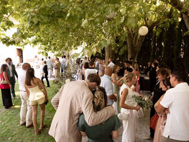 Le mariage de Florian et Romane à Pierrelatte, Drôme 85