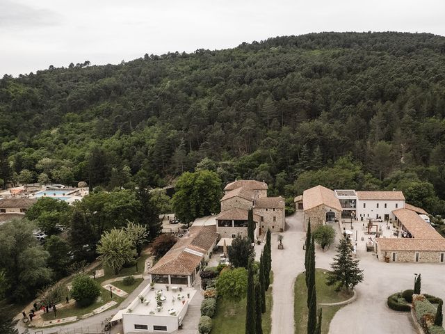 Le mariage de Arnaud et Marion à Chassiers, Ardèche 1