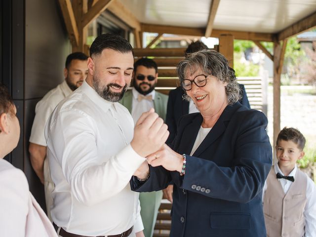 Le mariage de Arnaud et Marion à Chassiers, Ardèche 6