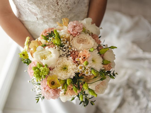 Le mariage de Arnaud et Marion à Chassiers, Ardèche 15