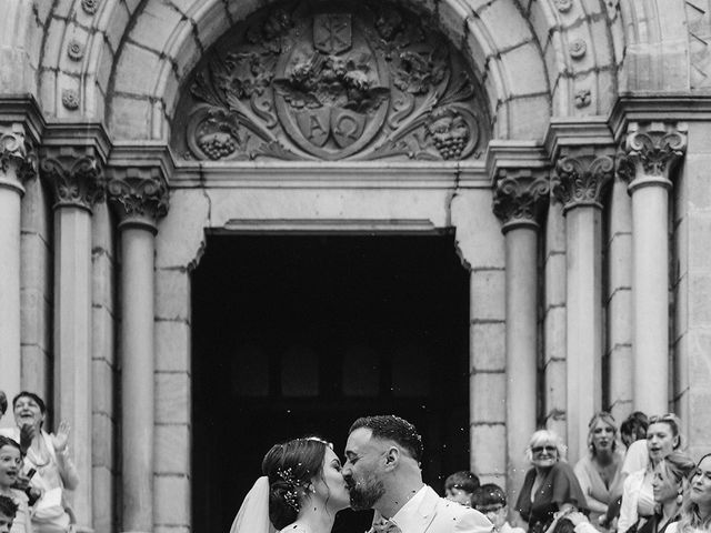 Le mariage de Arnaud et Marion à Chassiers, Ardèche 22