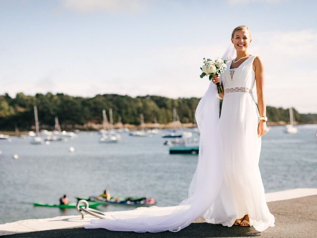 Le mariage de Clément et Marie à Larmor-Baden, Morbihan 16