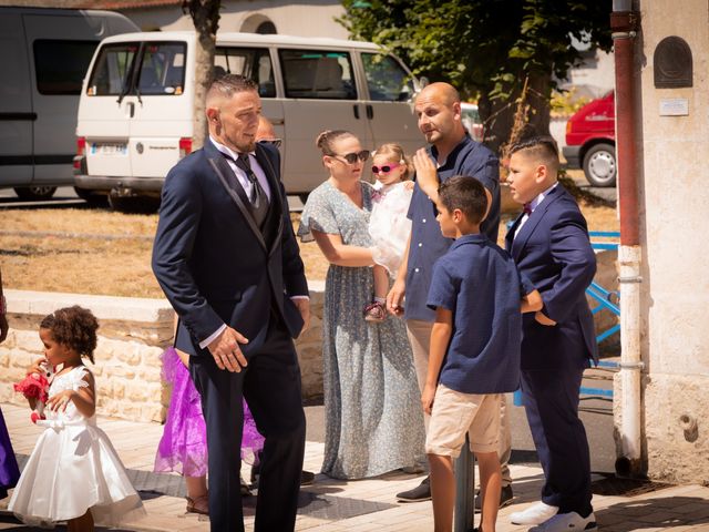 Le mariage de Cédric et Edwina à Aigrefeuille-d&apos;Aunis, Charente Maritime 1