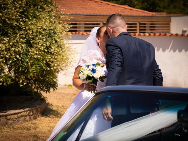 Le mariage de Cédric et Edwina à Aigrefeuille-d&apos;Aunis, Charente Maritime 9