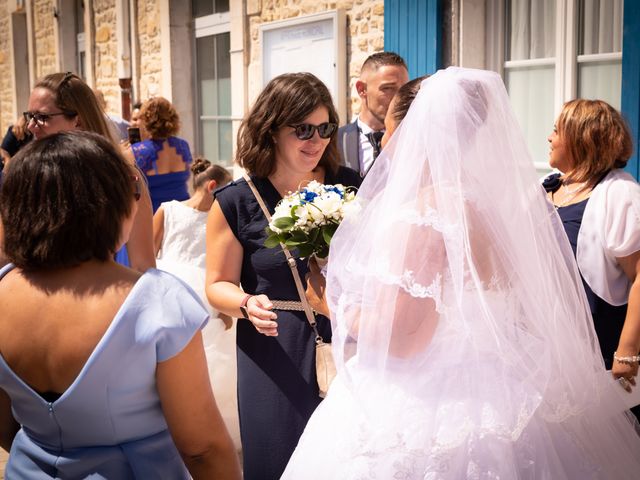 Le mariage de Cédric et Edwina à Aigrefeuille-d&apos;Aunis, Charente Maritime 18