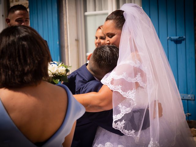 Le mariage de Cédric et Edwina à Aigrefeuille-d&apos;Aunis, Charente Maritime 20