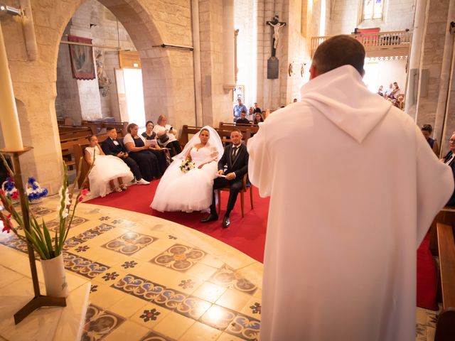 Le mariage de Cédric et Edwina à Aigrefeuille-d&apos;Aunis, Charente Maritime 40