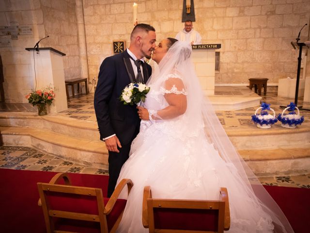 Le mariage de Cédric et Edwina à Aigrefeuille-d&apos;Aunis, Charente Maritime 42