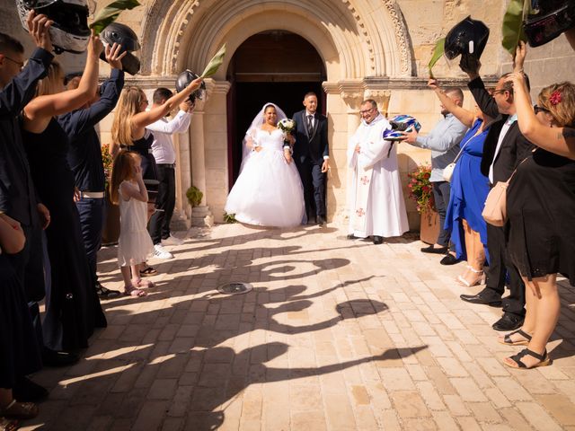 Le mariage de Cédric et Edwina à Aigrefeuille-d&apos;Aunis, Charente Maritime 43