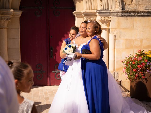 Le mariage de Cédric et Edwina à Aigrefeuille-d&apos;Aunis, Charente Maritime 48