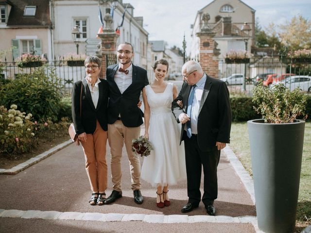 Le mariage de Fabien et Marie à Nogent-le-Roi, Eure-et-Loir 14