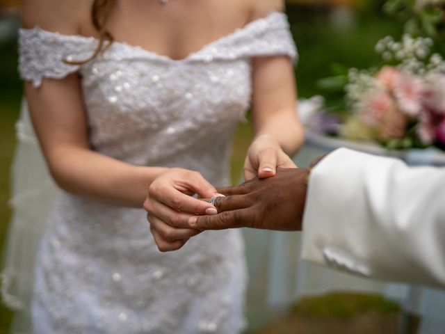 Le mariage de Moïses et Alicia à Puy-Sanières, Hautes-Alpes 17