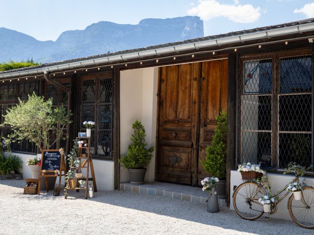 Le mariage de Gauthier et Elodie à Les Marches, Savoie 8