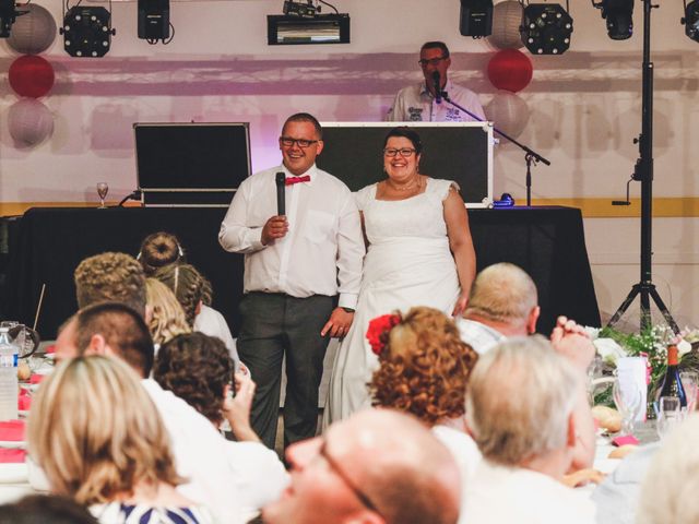 Le mariage de Jérémy et Marie-Laure à Salouël, Somme 29