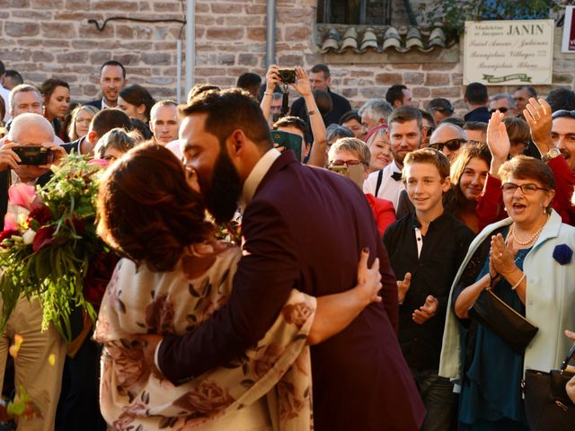 Le mariage de Lionel et Vanessa à Saint-Amour-Bellevue, Saône et Loire 1