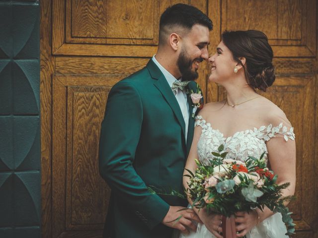 Le mariage de Romain et Heloïse à Bourg-de-Thizy, Rhône 49