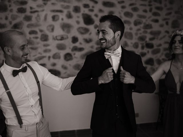 Le mariage de Julien et Elodie à Saint-Benoit, Alpes-de-Haute-Provence 6