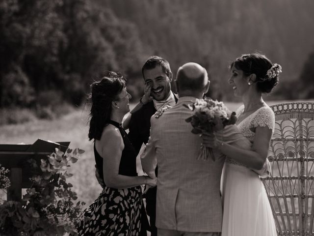 Le mariage de Julien et Elodie à Saint-Benoit, Alpes-de-Haute-Provence 19