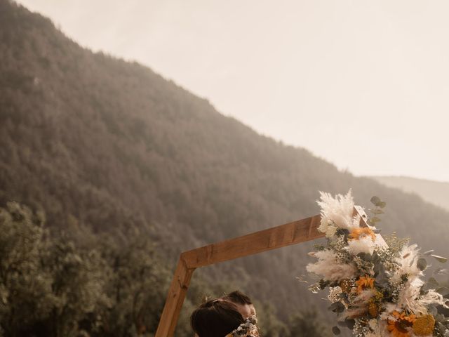 Le mariage de Julien et Elodie à Saint-Benoit, Alpes-de-Haute-Provence 22