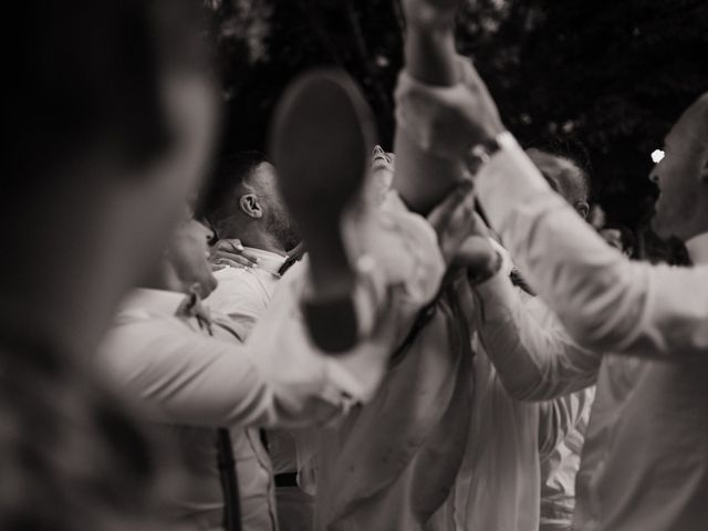 Le mariage de Julien et Elodie à Saint-Benoit, Alpes-de-Haute-Provence 48