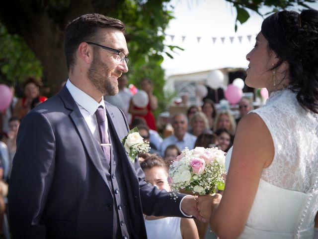 Le mariage de François et Isabelle à Mer, Loir-et-Cher 2