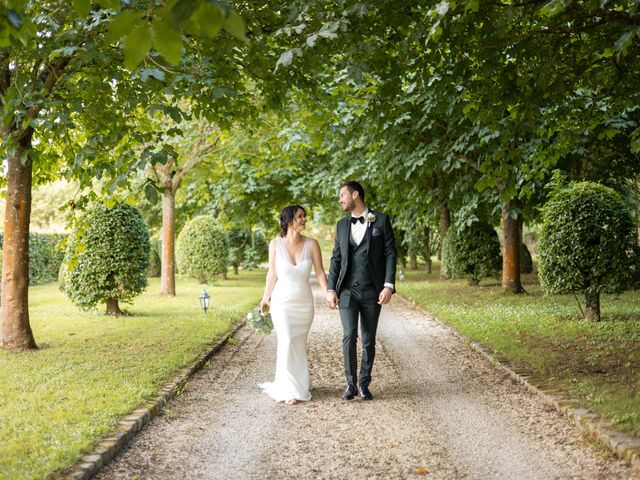 Le mariage de Nicolas et Inès à Sully , Calvados 33