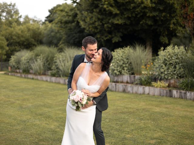 Le mariage de Nicolas et Inès à Sully , Calvados 40