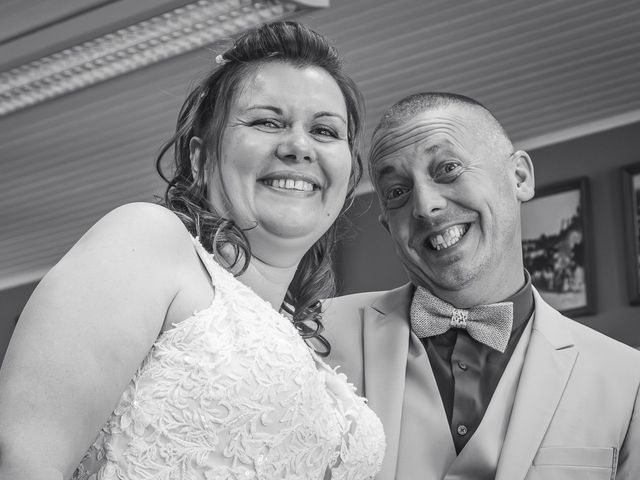 Le mariage de Julie et Cyril à Saint-Nazaire-en-Royans, Drôme 1