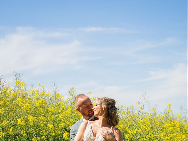 Le mariage de Benjamin et Claire à Tagnon, Ardennes 20