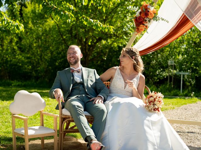 Le mariage de Benjamin et Claire à Tagnon, Ardennes 24
