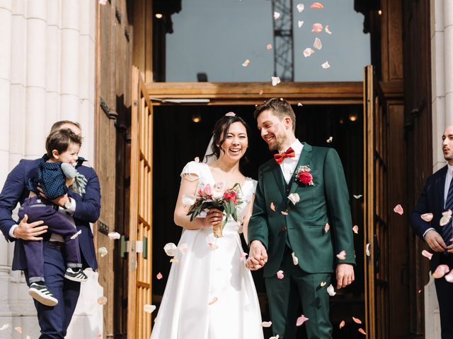 Le mariage de Edouard et Krista à Chambost-Allières, Rhône 16