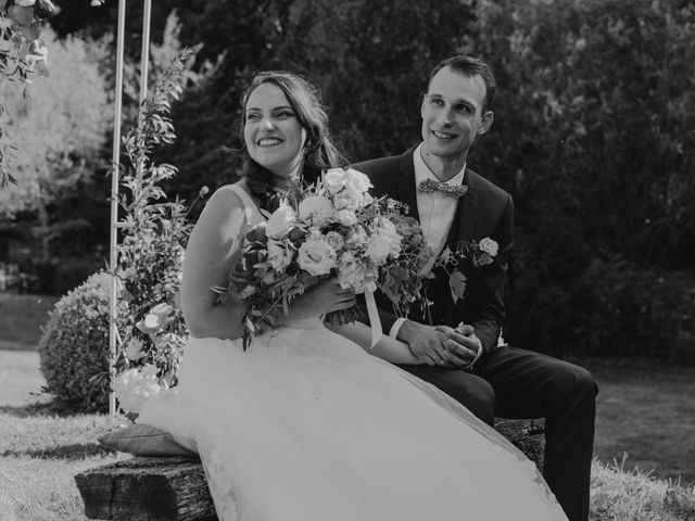 Le mariage de Romain et Caroline à Montireau, Eure-et-Loir 43