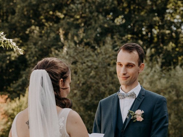 Le mariage de Romain et Caroline à Montireau, Eure-et-Loir 44