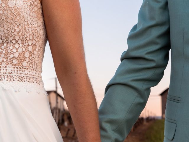 Le mariage de Jean-Sébastien et Claire à Saint-Laurent-d&apos;Oingt, Rhône 66