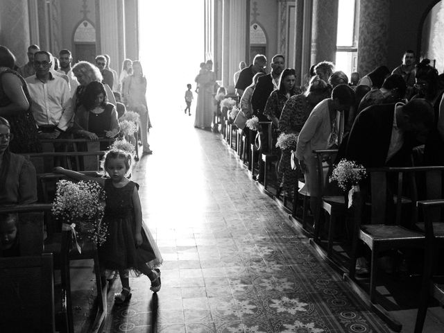 Le mariage de Damien et Andréa à Rochefort-du-Gard, Gard 41