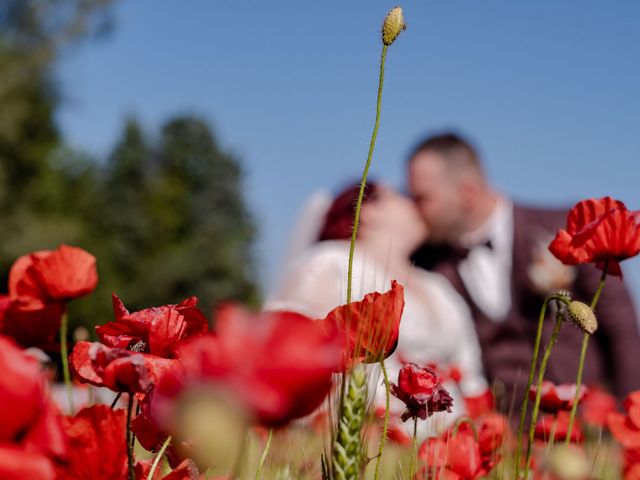 Le mariage de Damien et Andréa à Rochefort-du-Gard, Gard 1