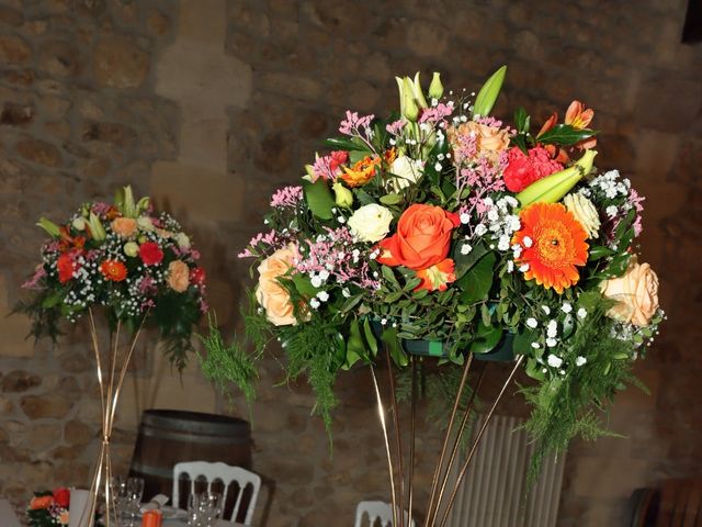 Le mariage de Virginie et Senouci à Artigues-près-Bordeaux, Gironde 13