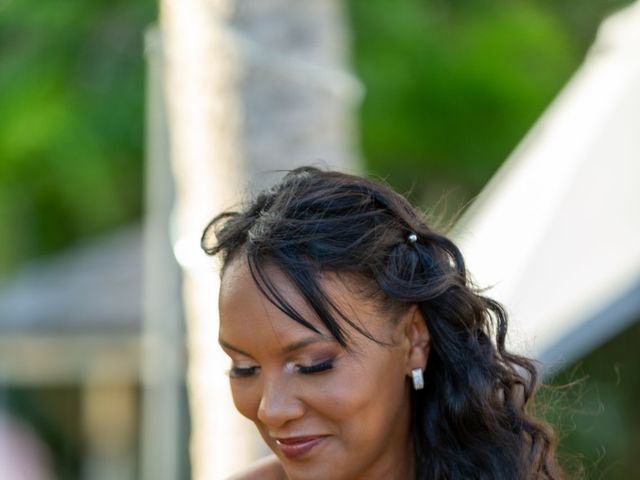 Le mariage de Cécilia et Didier à Sainte-Anne, Guadeloupe 5