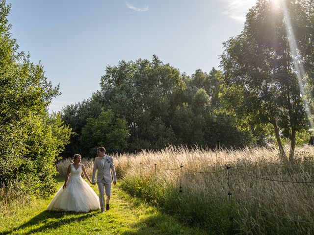 Le mariage de Quentin et Lucie à Halluin, Nord 14