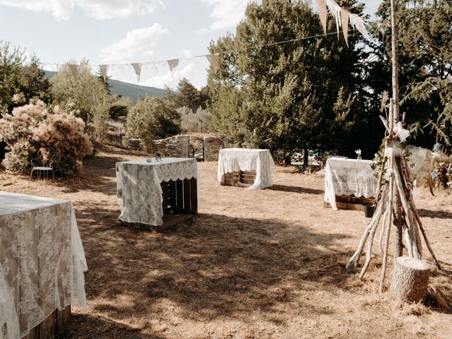 Le mariage de Nicolas et Véronique à Peyruis, Alpes-de-Haute-Provence 12