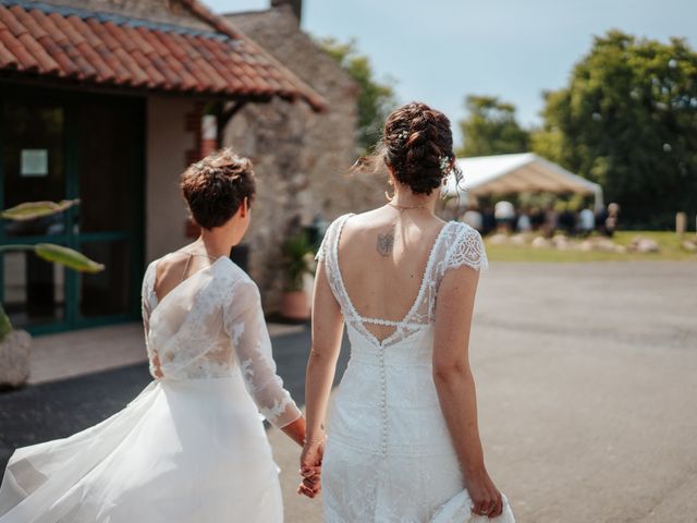 Le mariage de Pauline et Coralie à Cholet, Maine et Loire 11