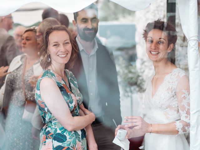 Le mariage de Pauline et Coralie à Cholet, Maine et Loire 16