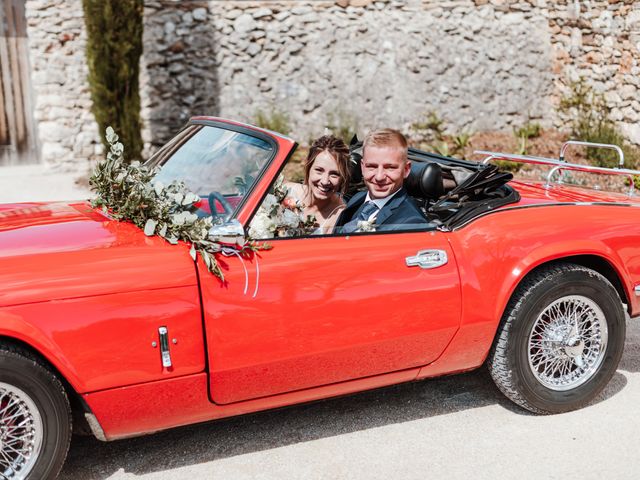 Le mariage de Hugo et Julie à Sault, Vaucluse 16