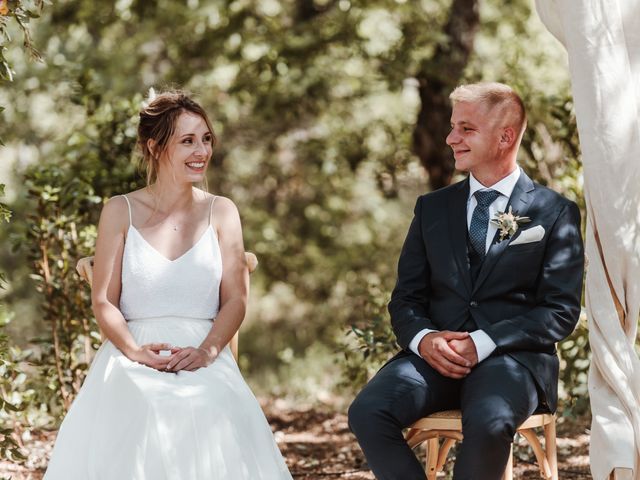 Le mariage de Hugo et Julie à Sault, Vaucluse 18