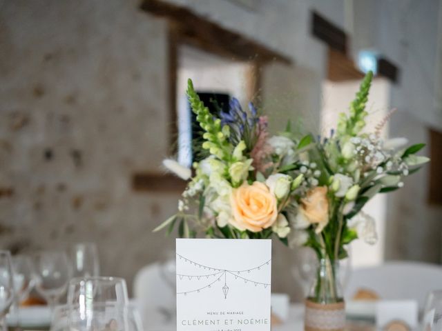 Le mariage de Clément et Noémie à La Chapelle-Montreuil, Vienne 18